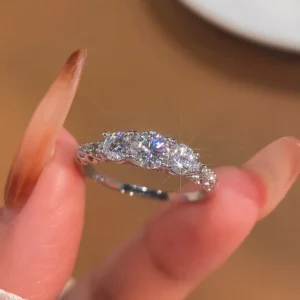 S929 Sterling Silver Luxury Shiny 0.5CT Moissanite Three Diamonds Rings for Women Engagement Anniversary Wedding Jewelry Gift